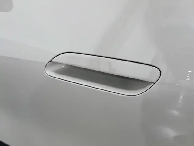 Xiaomi SU7 — Фото автомобиля 18