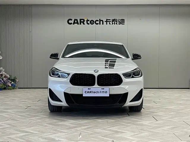 BMW X2 — Фото автомобиля 3