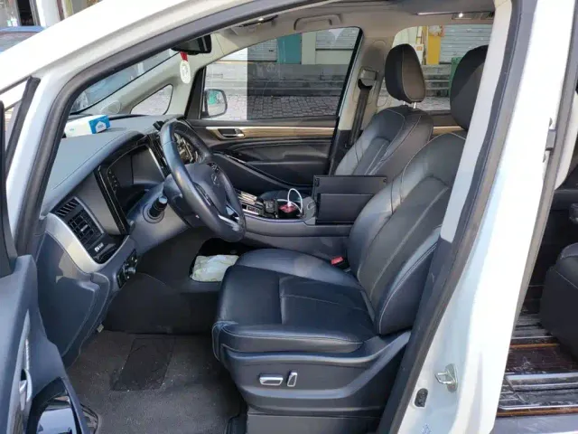 GAC Trumpchi M8 — Фото автомобиля 11