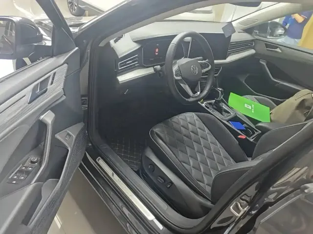 Volkswagen Sagitar — Фото автомобиля 15