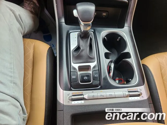 Kia Carnival 4th Gen — Фото автомобиля 11