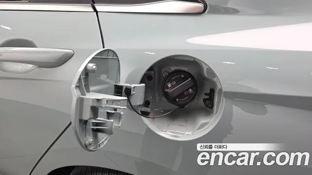 Hyundai Avante CN7 — Фото автомобиля 30