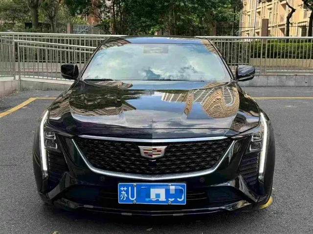 Cadillac CT5 — Фото автомобиля 3