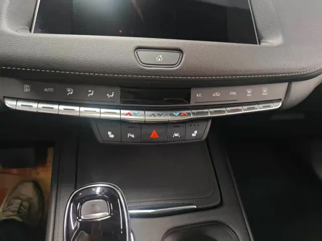 Cadillac XT4 — Фото автомобиля 6