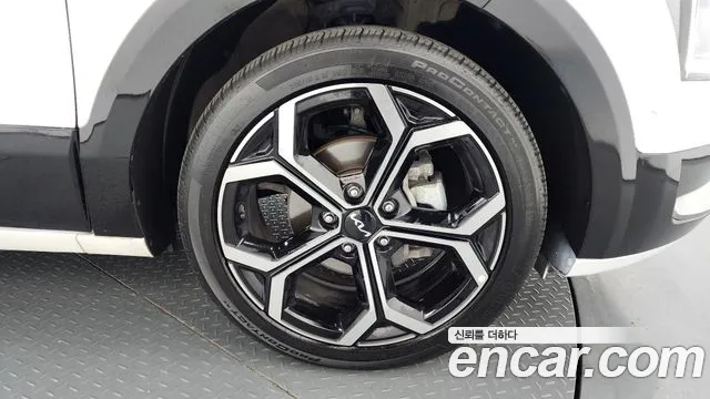 Kia Niro The All New Niro Signature — Фото автомобиля 21