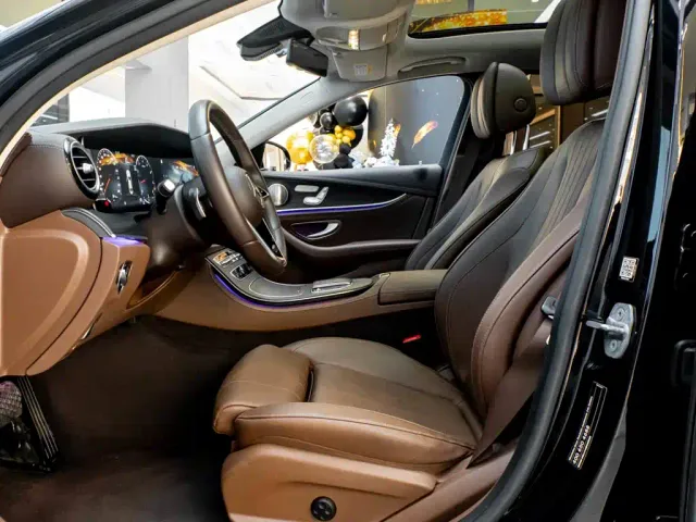 Mercedes-Benz E-Class — Фото автомобиля 28