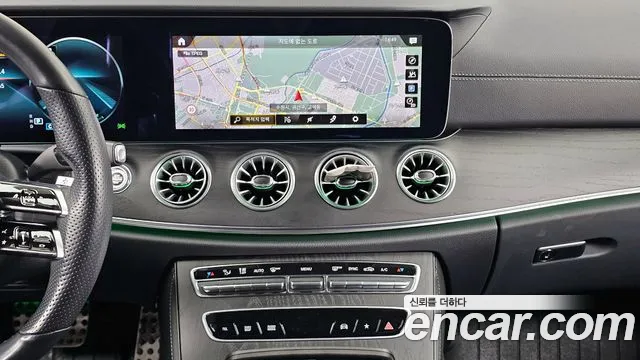 Mercedes-Benz CLS-Class — Фото автомобиля 11