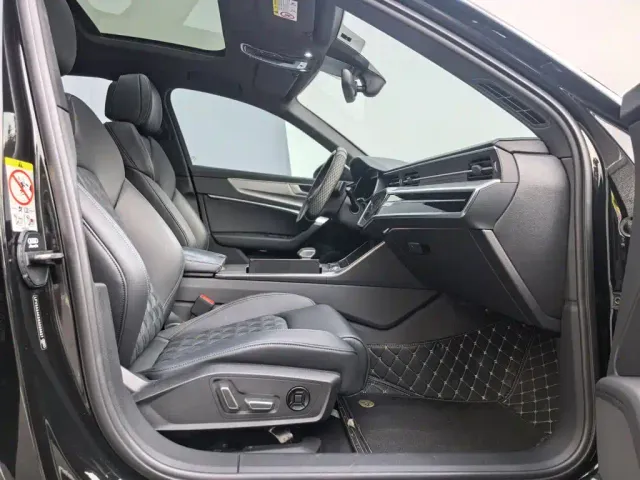 Audi A6L — Фото автомобиля 15