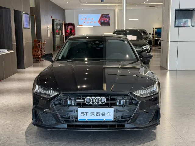 Audi A7L — Фото автомобиля 2