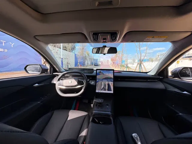 Changan Lamore — Фото автомобиля 6