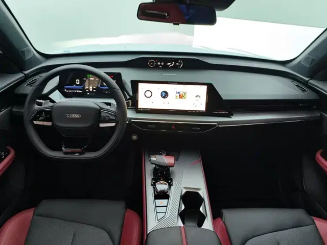 Changan Z6 — Фото автомобиля 12