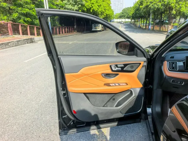 Jetour Shanhai Jetour Shanhai L7 2024 Model 1.5T 120km MAX+ 7-Seater — Фото автомобиля 4