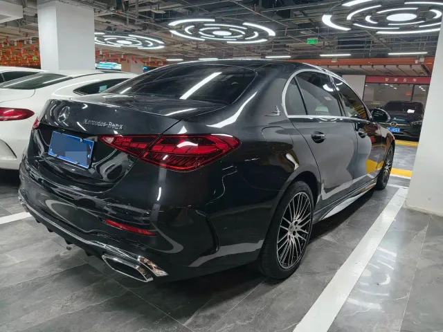 Mercedes-Benz C-Class — Фото автомобиля 19