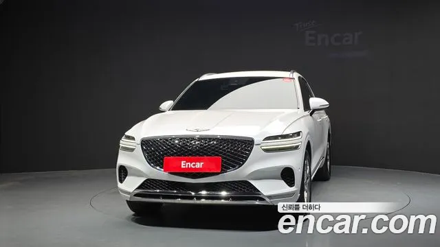 Genesis GV70 — Фото автомобиля 3