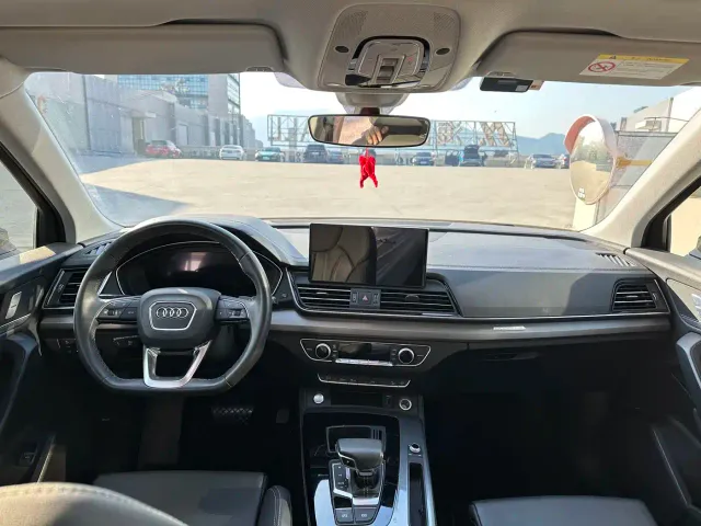 Audi Q5L — Фото автомобиля 7