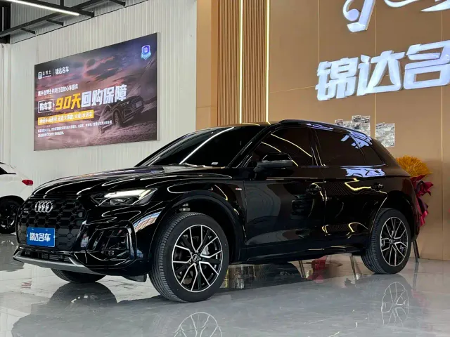 Фотография автомобиля — Audi Q5L