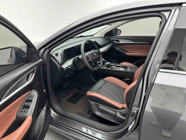 Changan Eado — Фото автомобиля 10