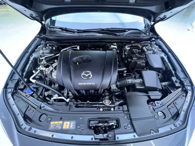 Mazda Axela — Фото автомобиля 20