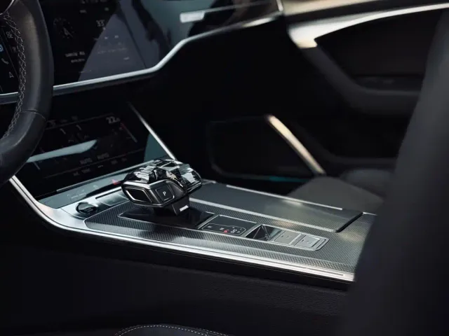 Audi A6L — Фото автомобиля 6
