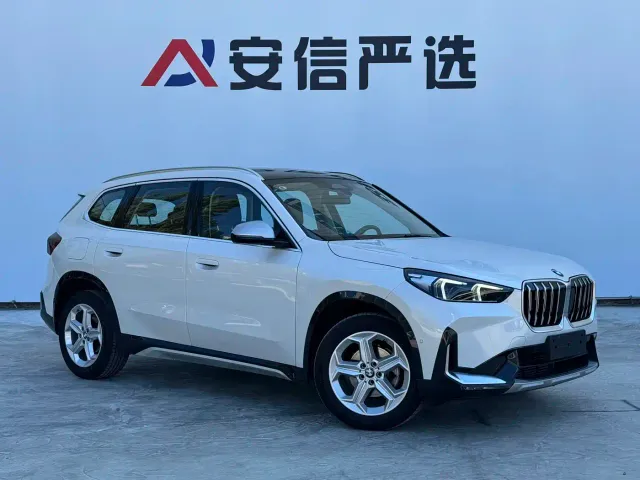 BMW X1 — Фото автомобиля 3