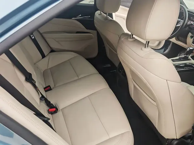 Cadillac CT4 — Фото автомобиля 10