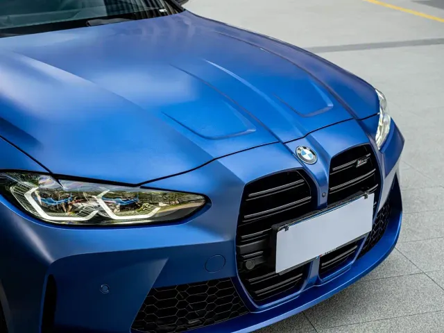 BMW M4 — Фото автомобиля 4