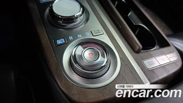 Genesis G80 RG3 — Фото автомобиля 9