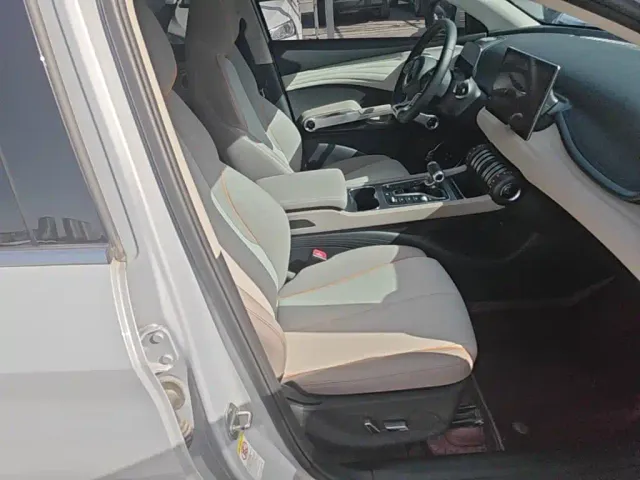 BYD Yuan PLUS — Фото автомобиля 24