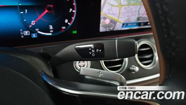 Mercedes-Benz E-Class W213 — Фото автомобиля 9