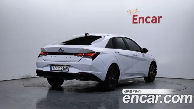 Hyundai AVANTE Avante (CN7) — Фото автомобиля 2