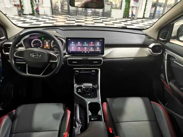 Geely Binyue — Фото автомобиля 11