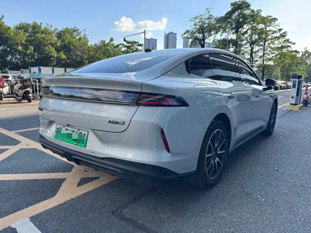 Changan Qiyuan A06 — Фото автомобиля 8