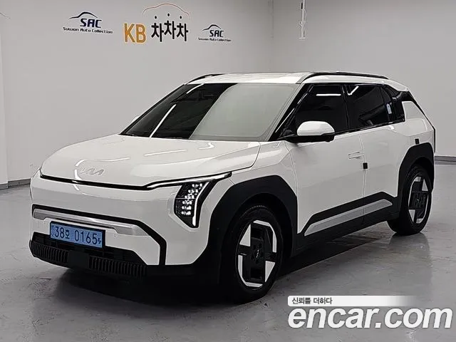 Фотография автомобиля — Kia EV3