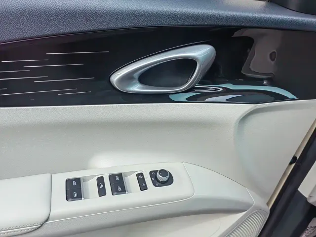 Geely Starry Wish — Фото автомобиля 12