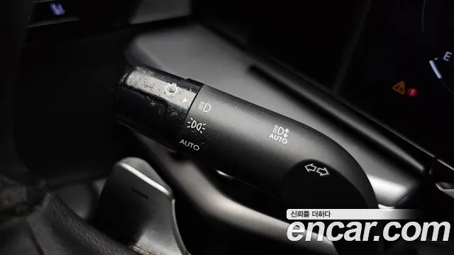 Hyundai Grandeur Grandeur (GN7) 3.5 LPG 2WD (Такси) — Фото автомобиля 26