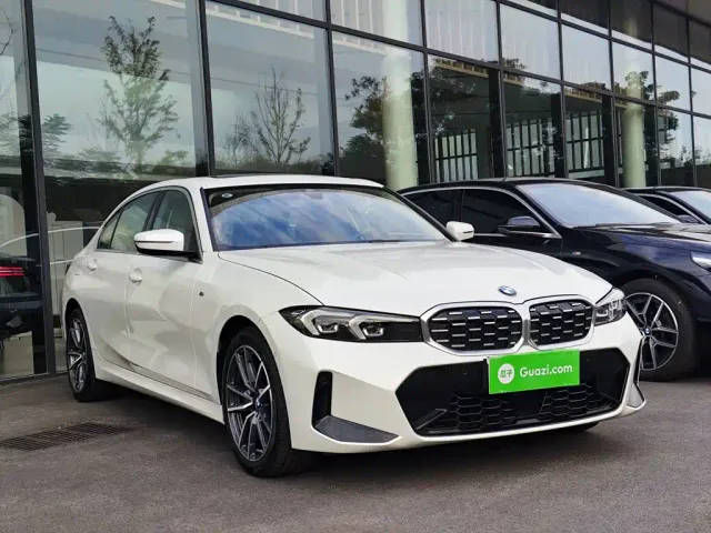 BMW 3 Series — Фото автомобиля 3