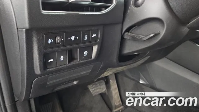 Hyundai Sonata — Фото автомобиля 25