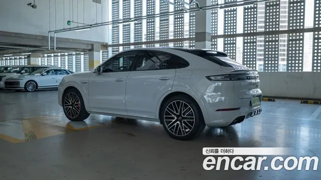 Porsche Cayenne PO536 — Фото автомобиля 5