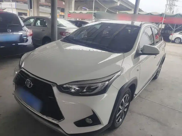Фотография автомобиля — Toyota YARiS L Zhi Xuan