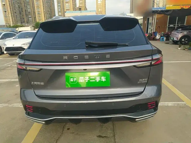 Roewe RX5 — Фото автомобиля 5