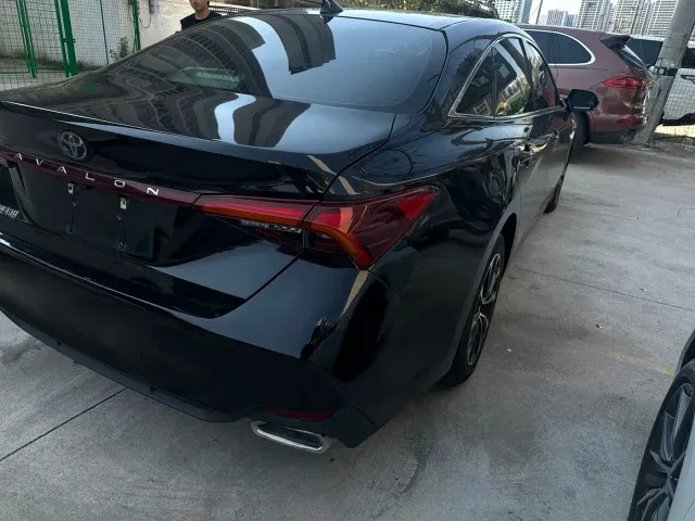 Toyota Avalon — Фото автомобиля 6