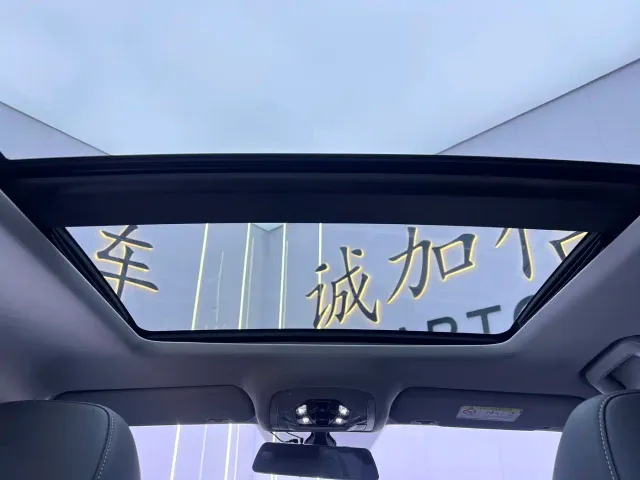 Chery Tiggo 8 — Фото автомобиля 15