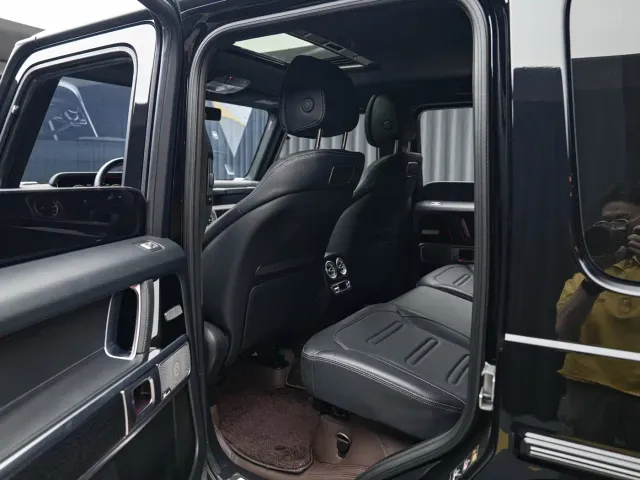 Mercedes-Benz G-Class — Фото автомобиля 12