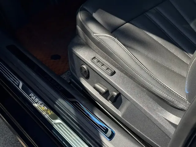 Volkswagen Passat — Фото автомобиля 19