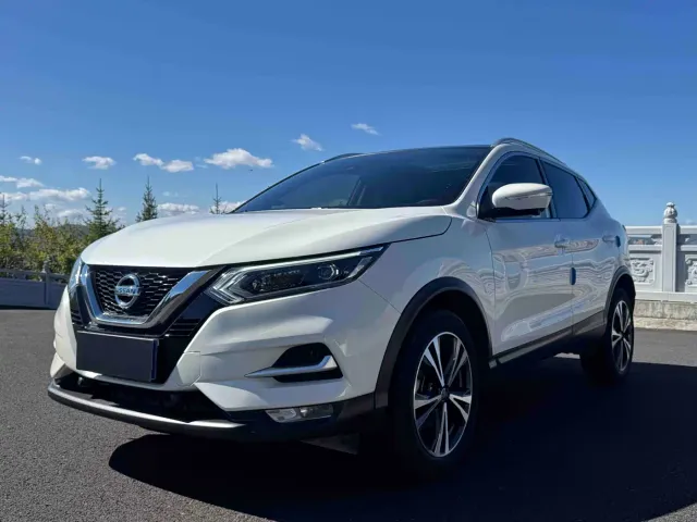Фотография автомобиля — Nissan Qashqai