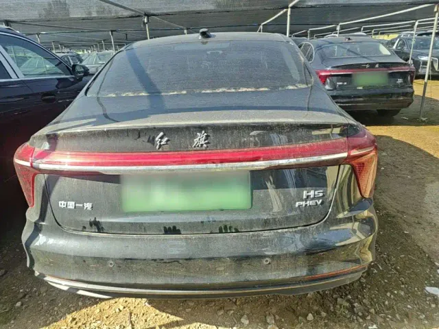 Hongqi H5 PHEV — Фото автомобиля 5