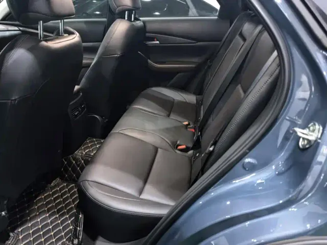 Mazda CX-30 — Фото автомобиля 11