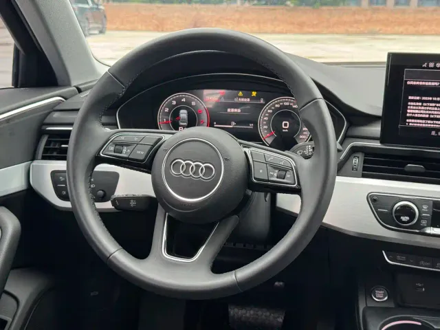Audi A4L — Фото автомобиля 9