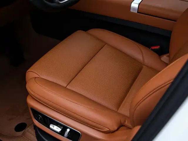 Li Auto L7 — Фото автомобиля 15