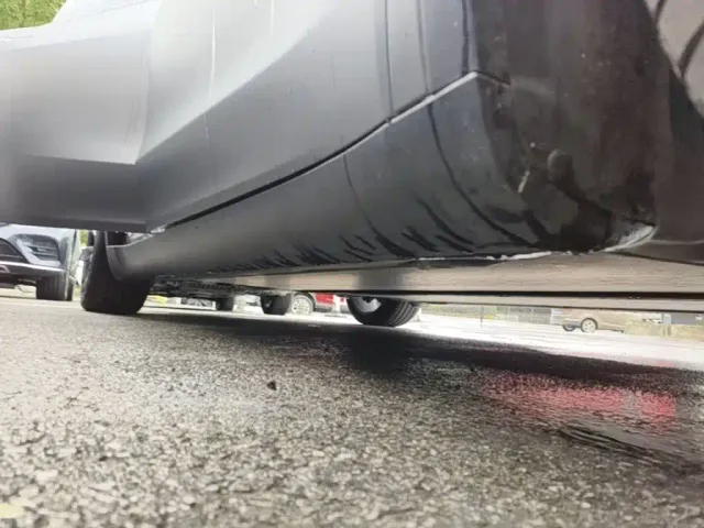 Tesla Model Y — Фото автомобиля 20